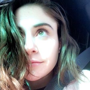 Meet your Posher, Anna